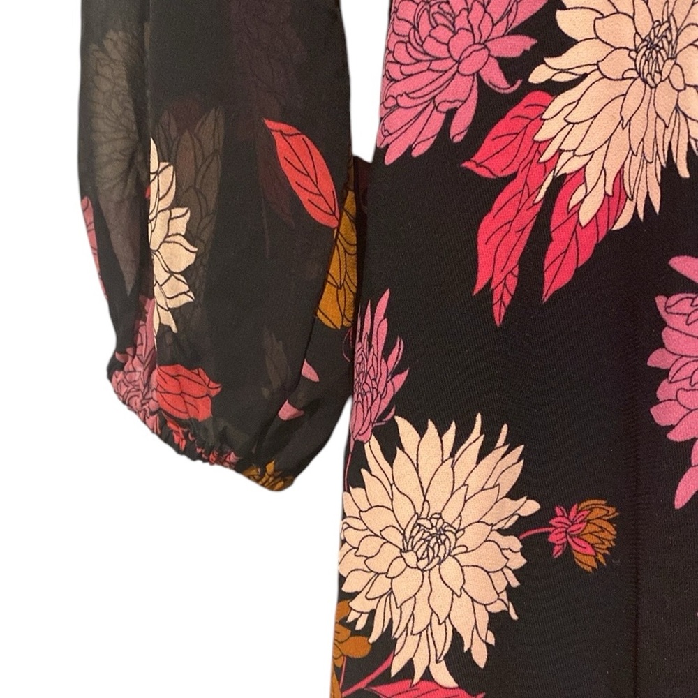 Ann Taylor Autumnal Floral Chiffon
Sleeve Flare Dress Size 4P - Picture 7 of 9